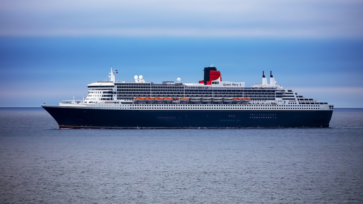 Queen Mary 2