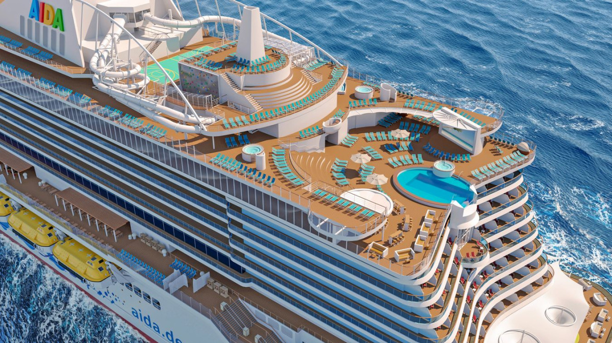 AIDAnova Pooldeck