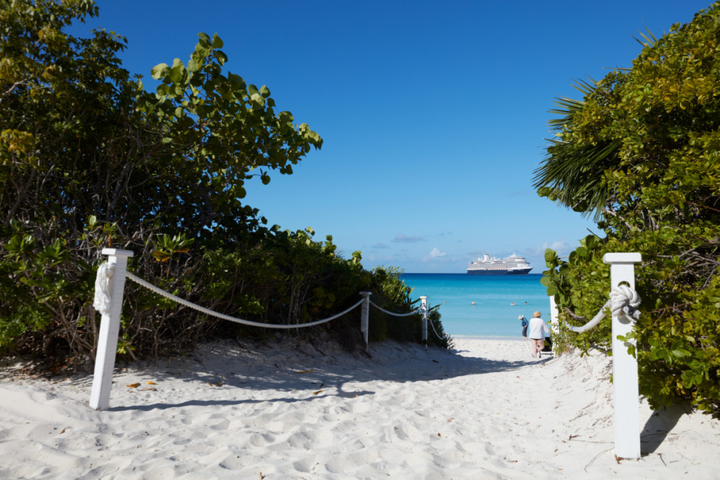 Holland America Scene Beach