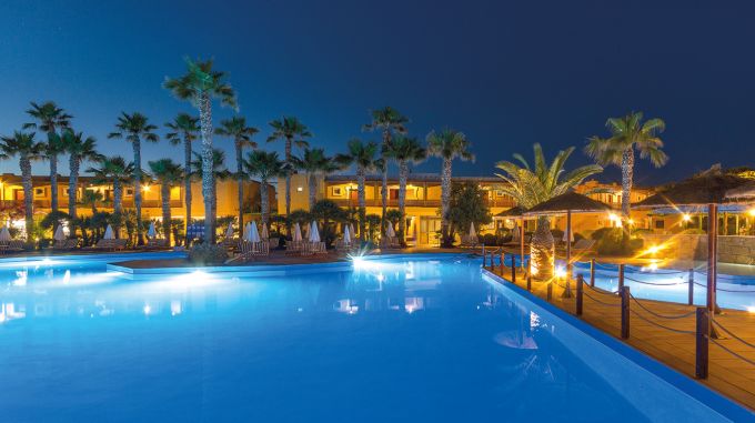 Aquila Rithymna Beach