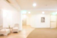 blurred-common-room